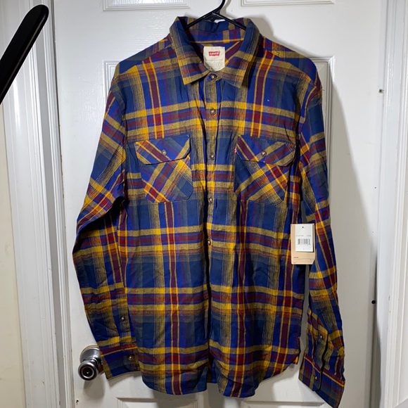 Levi's Other - Levi’s mens Large button up long sleeve shirt New with tags 🏷️
